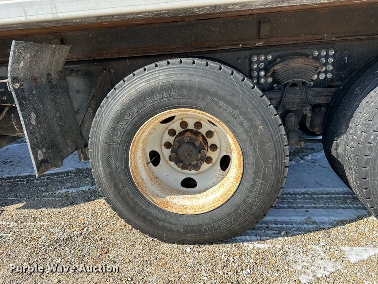 image for item DV0799 2004 Sterling L9500 dump truck