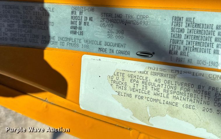 image for item DV0799 2004 Sterling L9500 dump truck