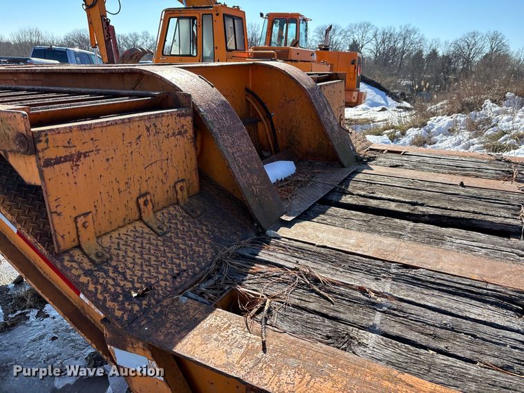 image for item DW7449 1973 Dorsey drop deck equipment trailer