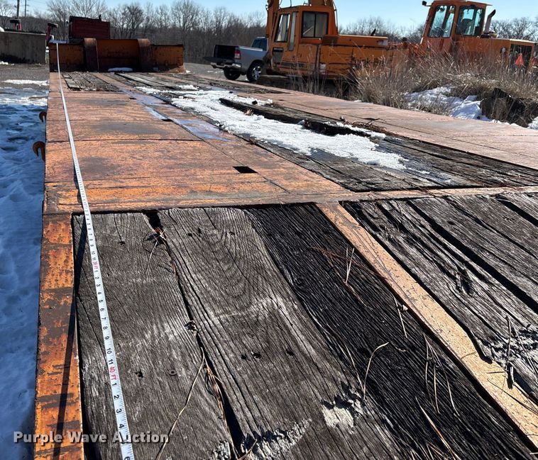 image for item DW7449 1973 Dorsey drop deck equipment trailer