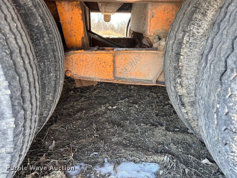 image for item DW7449 1973 Dorsey drop deck equipment trailer