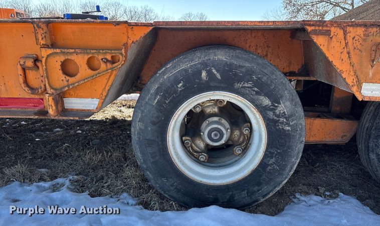 image for item DW7449 1973 Dorsey drop deck equipment trailer