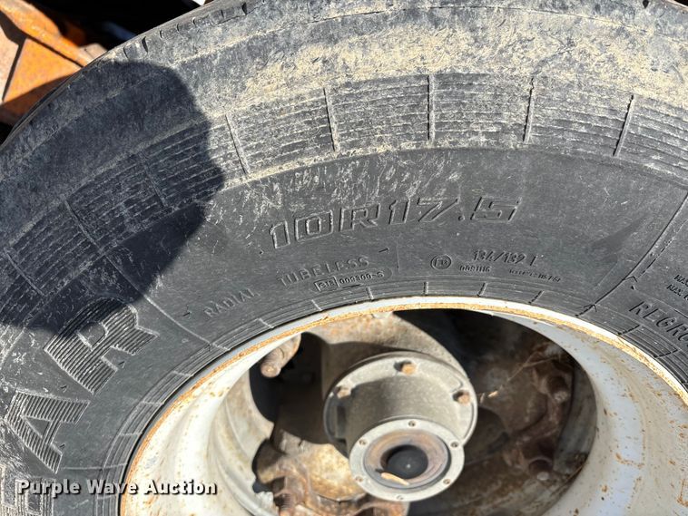 image for item DW7449 1973 Dorsey drop deck equipment trailer