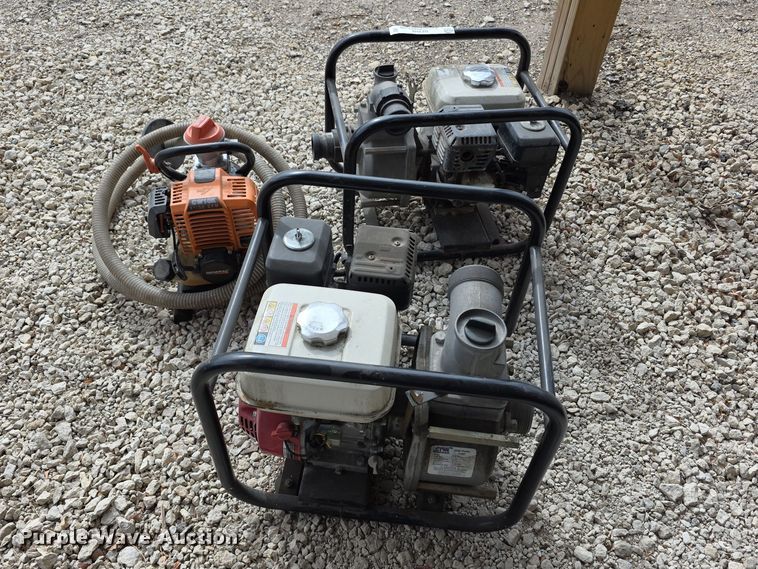 image for item DZ3948 (3) pumps