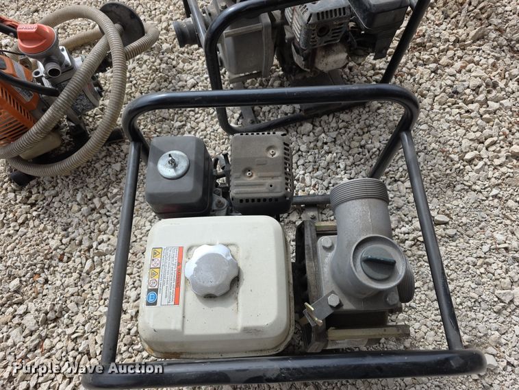 image for item DZ3948 (3) pumps