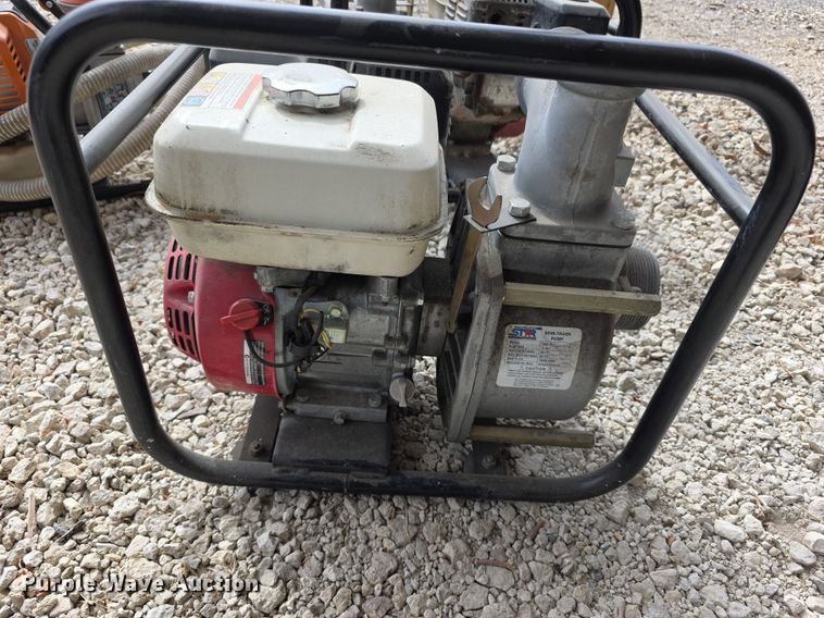 image for item DZ3948 (3) pumps