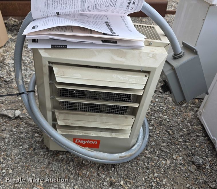 image for item DZ3952 Frigidaire AC window unit 