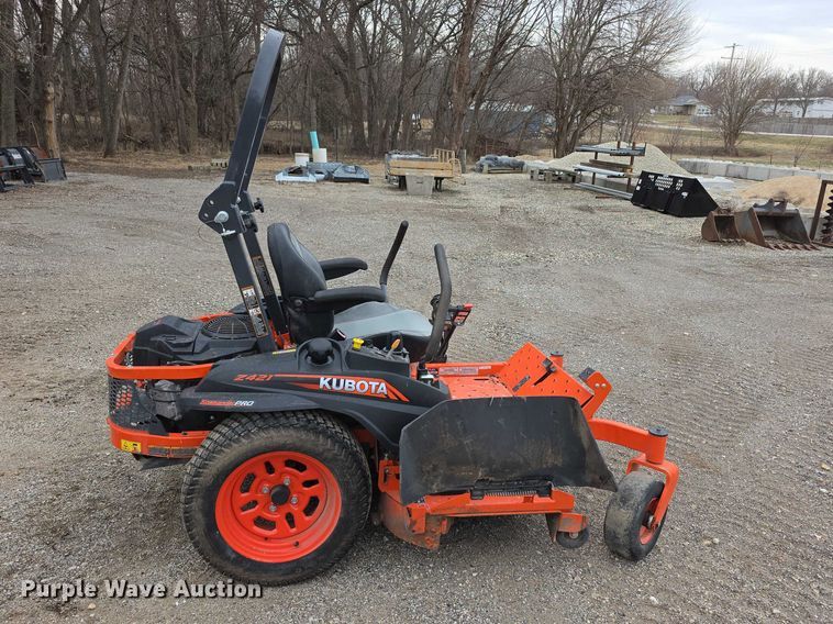 image for item DZ3954 Kubota Z421 ZTR lawn mower