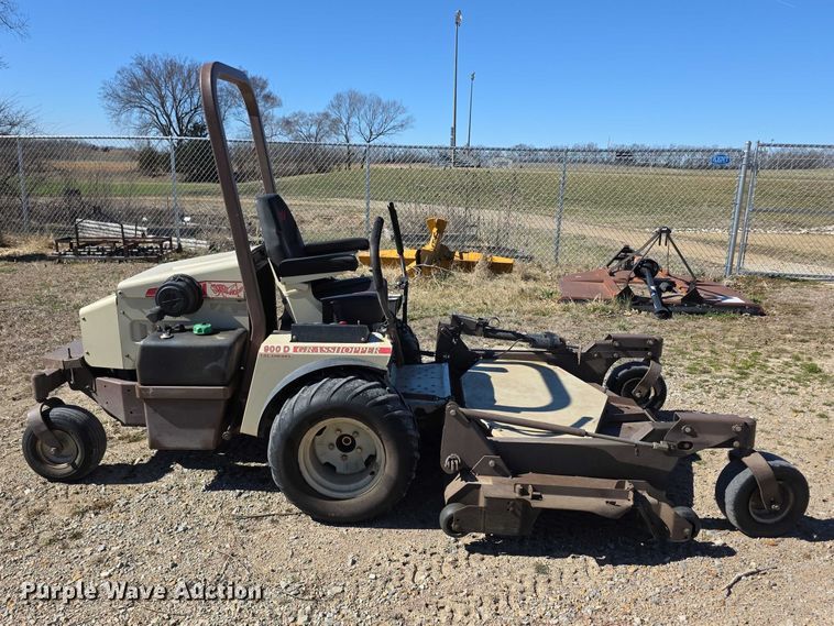 image for item DZ3962 2016 Grasshopper 900D ZTR lawn mower