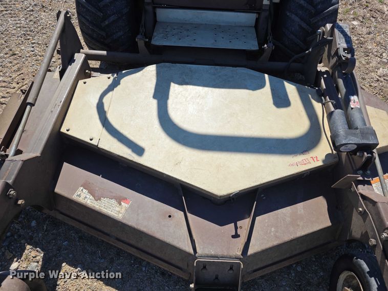 image for item DZ3962 2016 Grasshopper 900D ZTR lawn mower