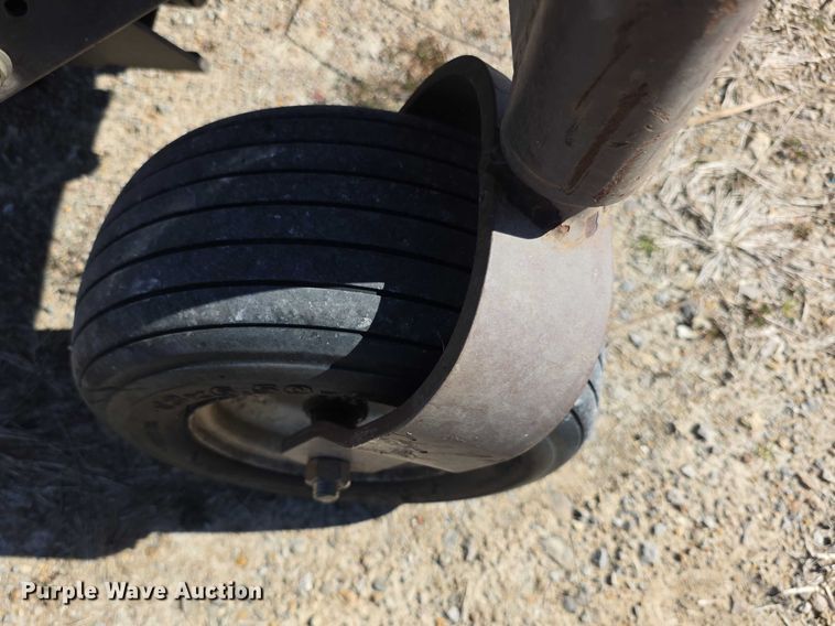 image for item DZ3962 2016 Grasshopper 900D ZTR lawn mower