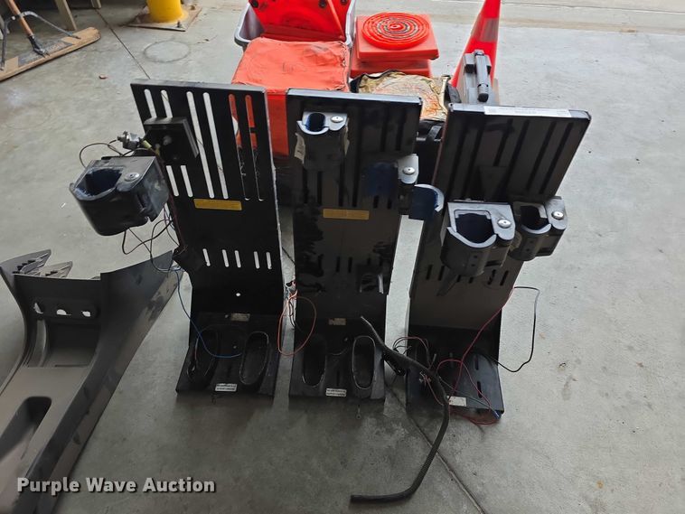 image for item DZ3966 Law enforcement equipment