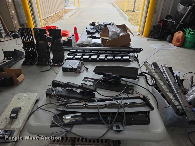 image for item DZ3966 Law enforcement equipment