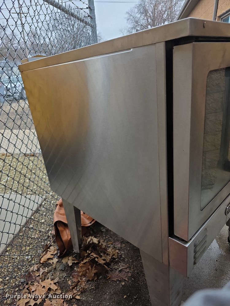 image for item DZ3968 Southbend  SLGB/12SC convection oven