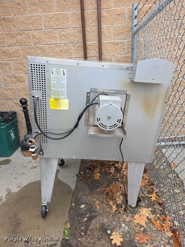 image for item DZ3968 Southbend  SLGB/12SC convection oven