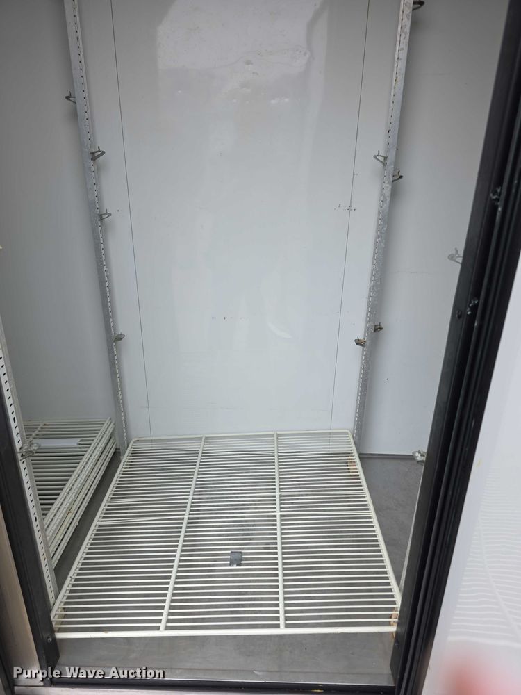 image for item DZ3969 True T72 commercial refrigerator