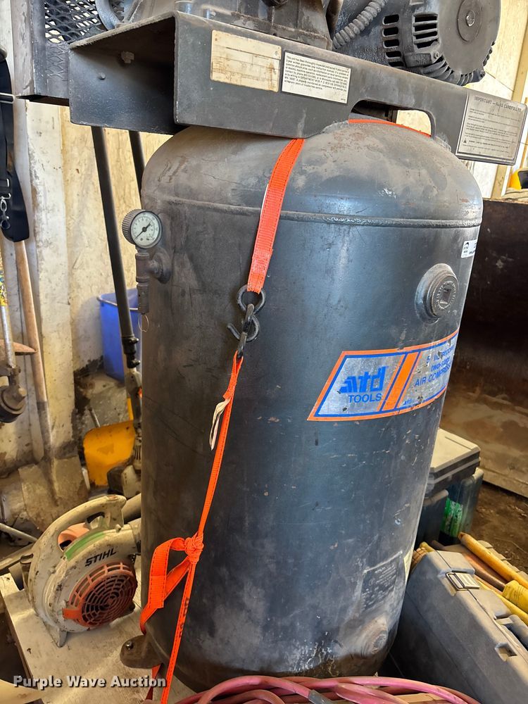 image for item DZ3977 Asstd shop equipment Tools