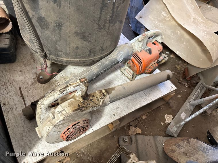 image for item DZ3977 Asstd shop equipment Tools