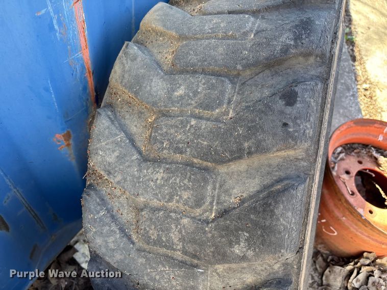 image for item DZ3978 Tires and wheels