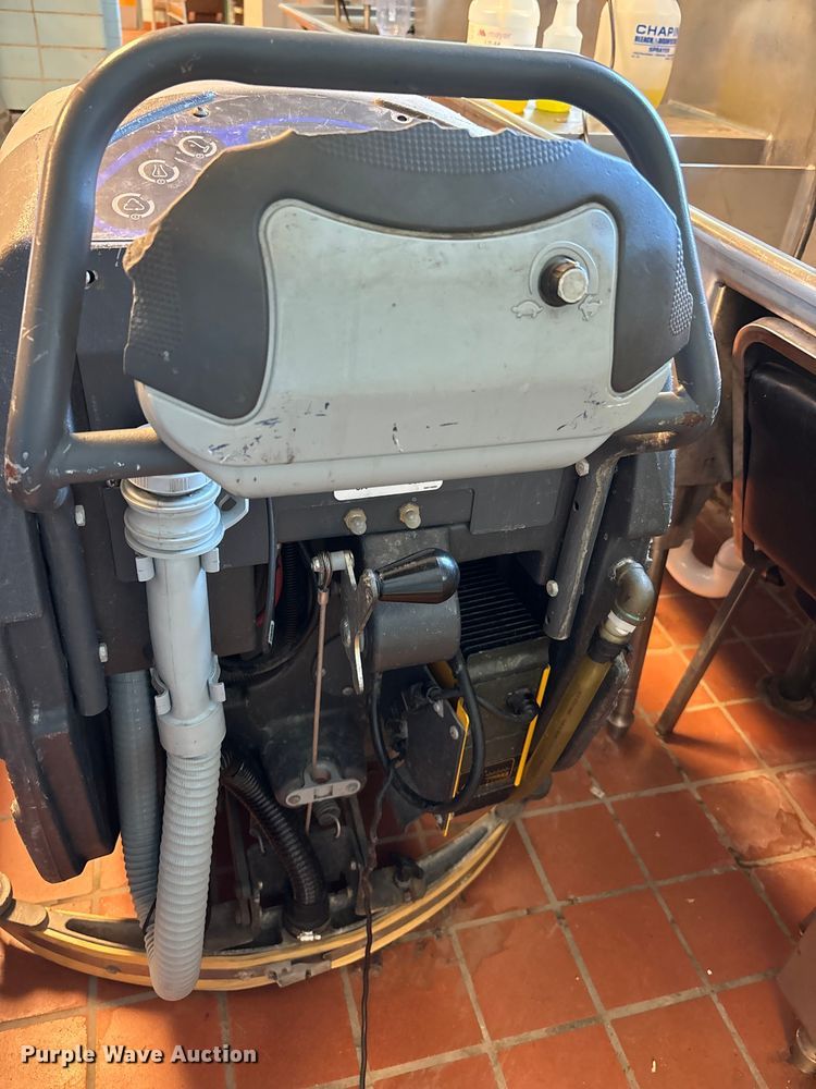 image for item DZ3979 Advance Convertamatic floor scrubber