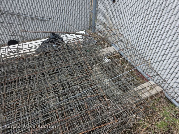 image for item DZ3981 Fence panels