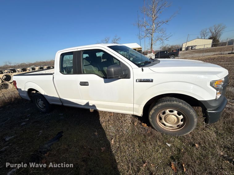 image for item DZ4382 2015 Ford F150 Ext. Cab pickup truck