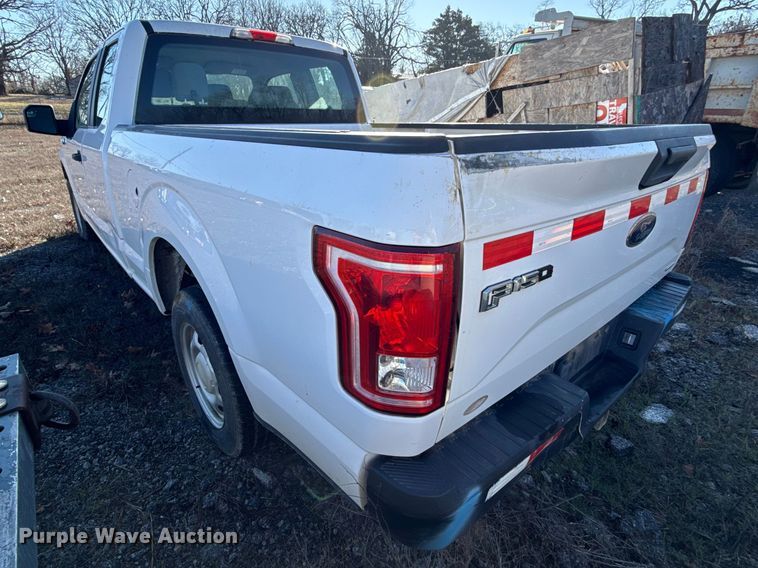 image for item DZ4382 2015 Ford F150 Ext. Cab pickup truck