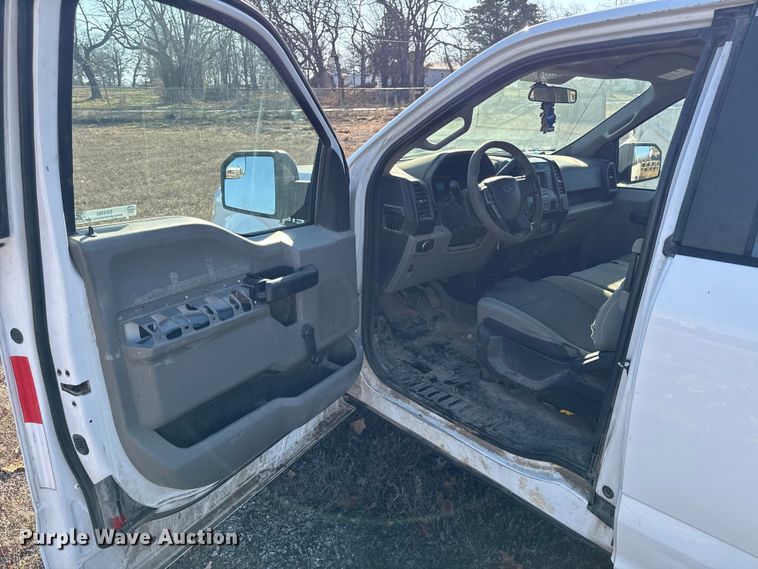 image for item DZ4382 2015 Ford F150 Ext. Cab pickup truck