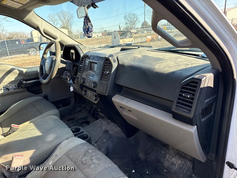 image for item DZ4382 2015 Ford F150 Ext. Cab pickup truck