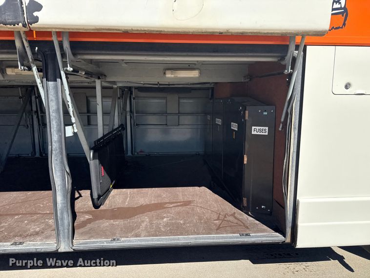 image for item DZ5023 2001 Van Hool coach bus