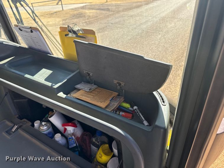 image for item DZ5023 2001 Van Hool coach bus