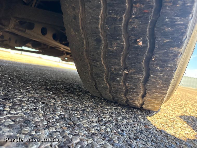 image for item DZ5023 2001 Van Hool coach bus