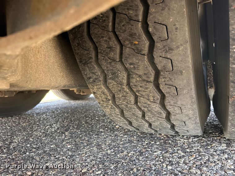 image for item DZ5023 2001 Van Hool coach bus