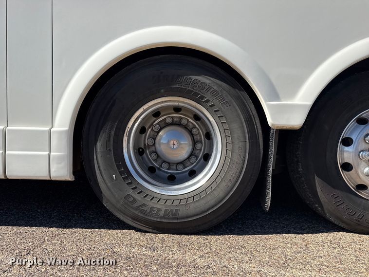 image for item DZ5023 2001 Van Hool coach bus