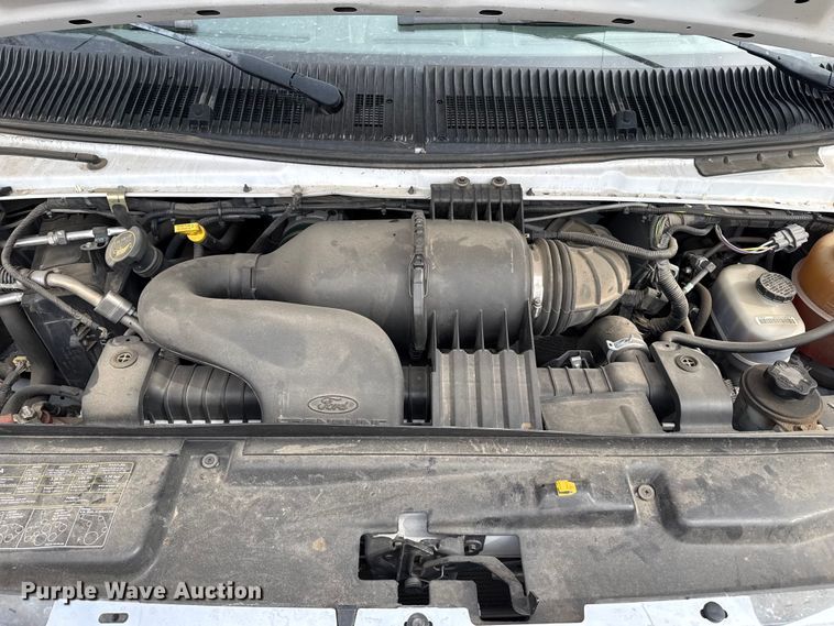 image for item DZ5144 2016 Ford Aerotech E450 Super Duty shuttle bus