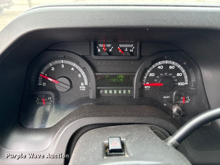 image for item DZ5145 2016 Ford Aerotech E450 Super Duty shuttle bus