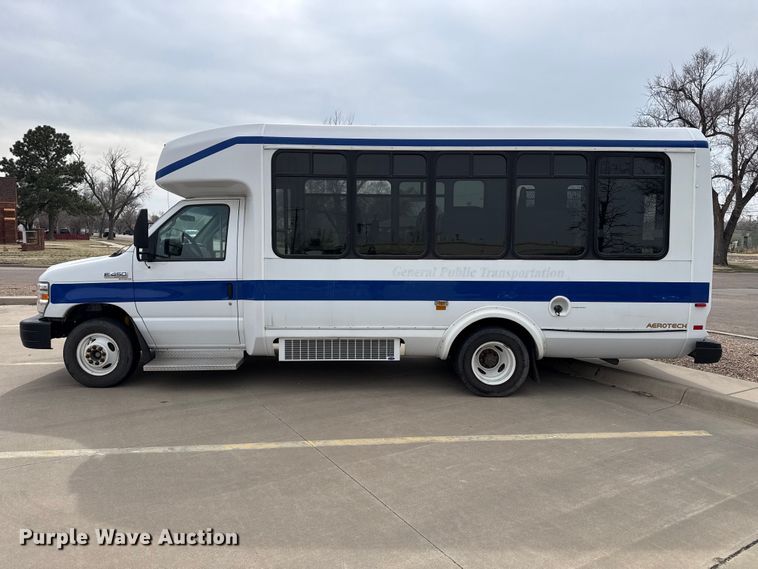 image for item DZ5147 2010 Ford E450 Super Duty shuttle bus