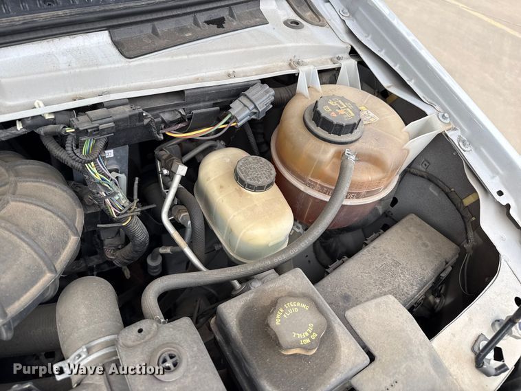 image for item DZ5147 2010 Ford E450 Super Duty shuttle bus