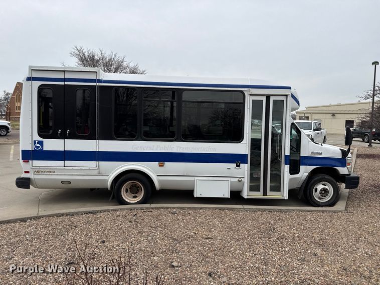 image for item DZ5148 2010 Ford Eldorado Aerotech E450 Super Duty shuttle bus