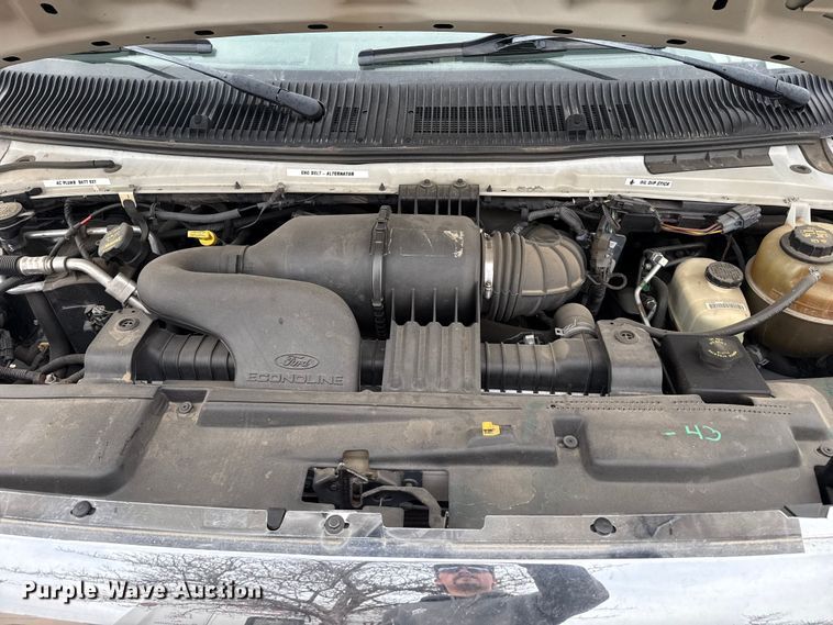 image for item DZ5148 2010 Ford Eldorado Aerotech E450 Super Duty shuttle bus