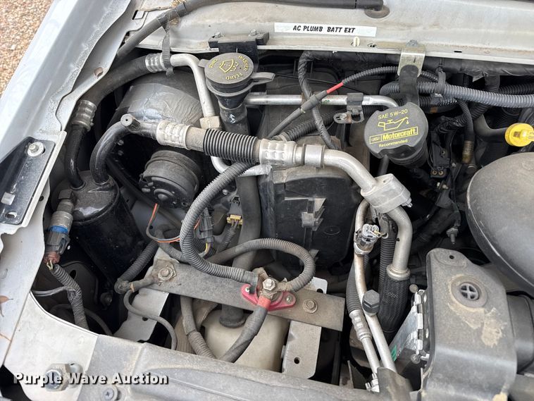 image for item DZ5148 2010 Ford Eldorado Aerotech E450 Super Duty shuttle bus