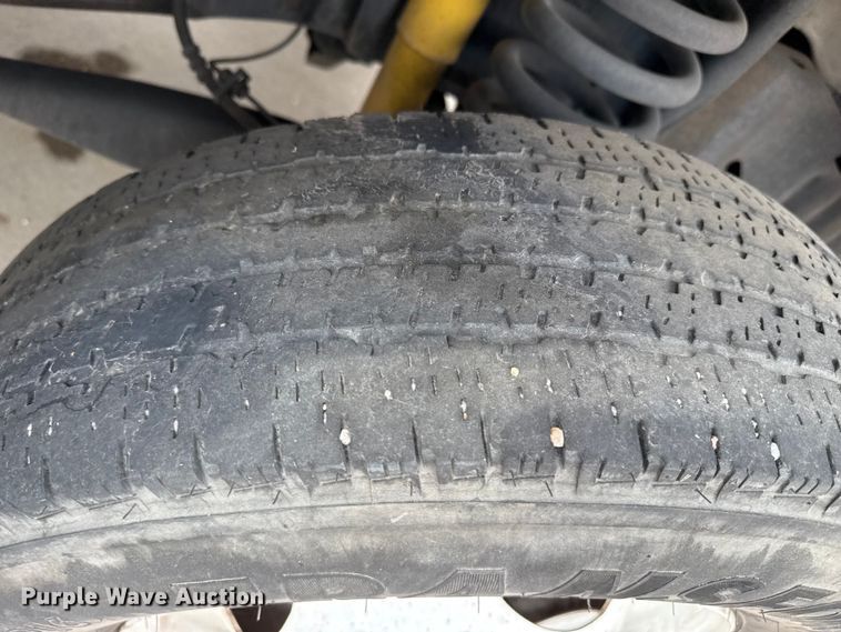 image for item DZ5148 2010 Ford Eldorado Aerotech E450 Super Duty shuttle bus