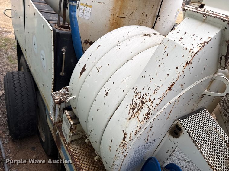 image for item DZ5152 1993 Ford LTS9000 sewer jetter truck