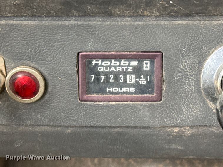 image for item DZ5152 1993 Ford LTS9000 sewer jetter truck