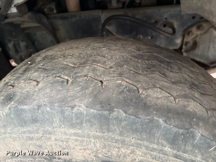 image for item DZ5152 1993 Ford LTS9000 sewer jetter truck