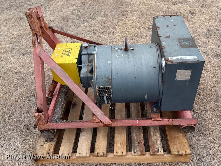 image for item DZ5153 Winco PTO generator