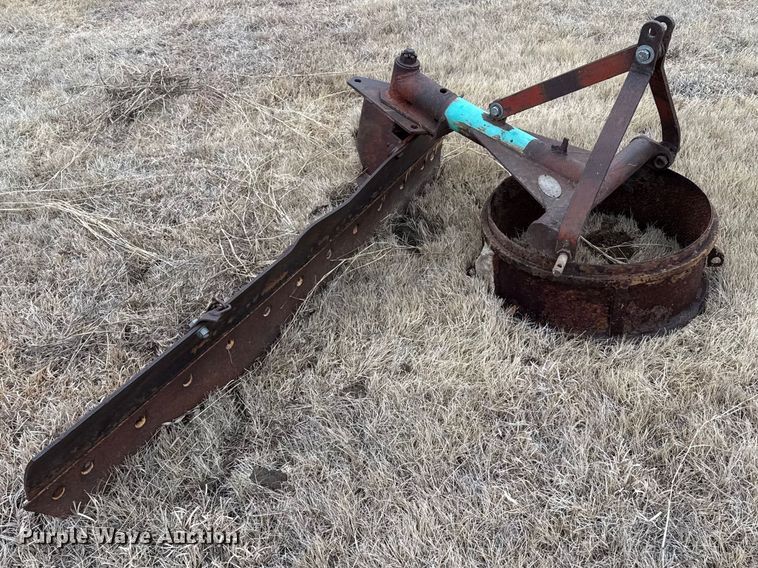 image for item DZ5156 Three point attachments