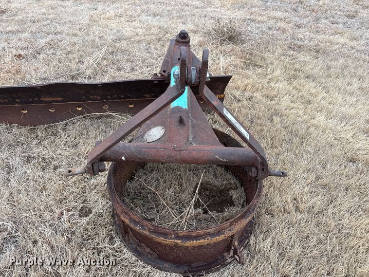 image for item DZ5156 Three point attachments