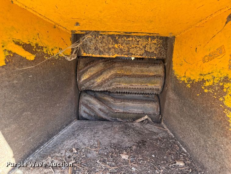 image for item EA2325 Continental wood chipper