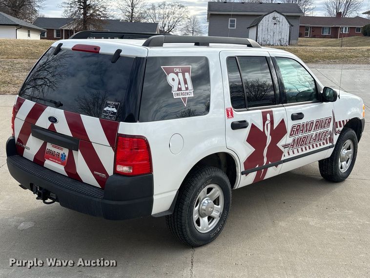 image for item EA4460 2005 Ford Explorer SUV